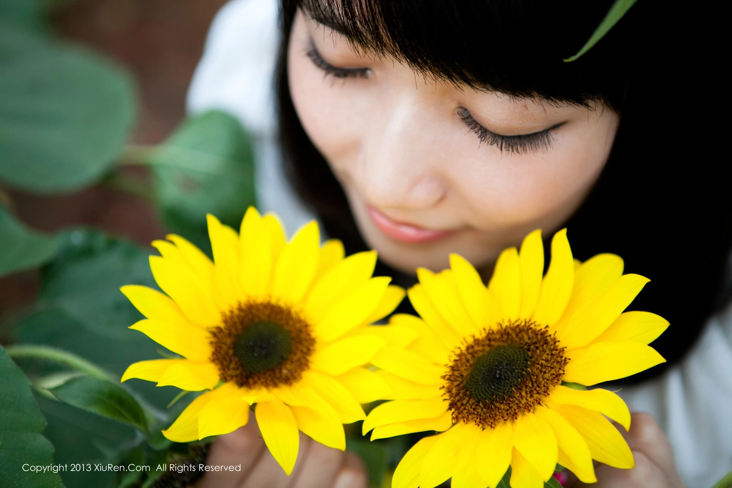 [XiuRen秀人网]No.053_清纯美少女默漠无荢清新阳光写真海量合集121P-秀人网 - XiuRen.Pro